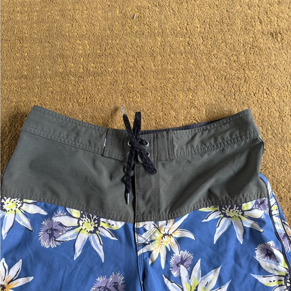 Quiksilver 31 Sur Green Blue Floral Tropical Boardshorts Bathing Suit Mens - Picture 3 of 6
